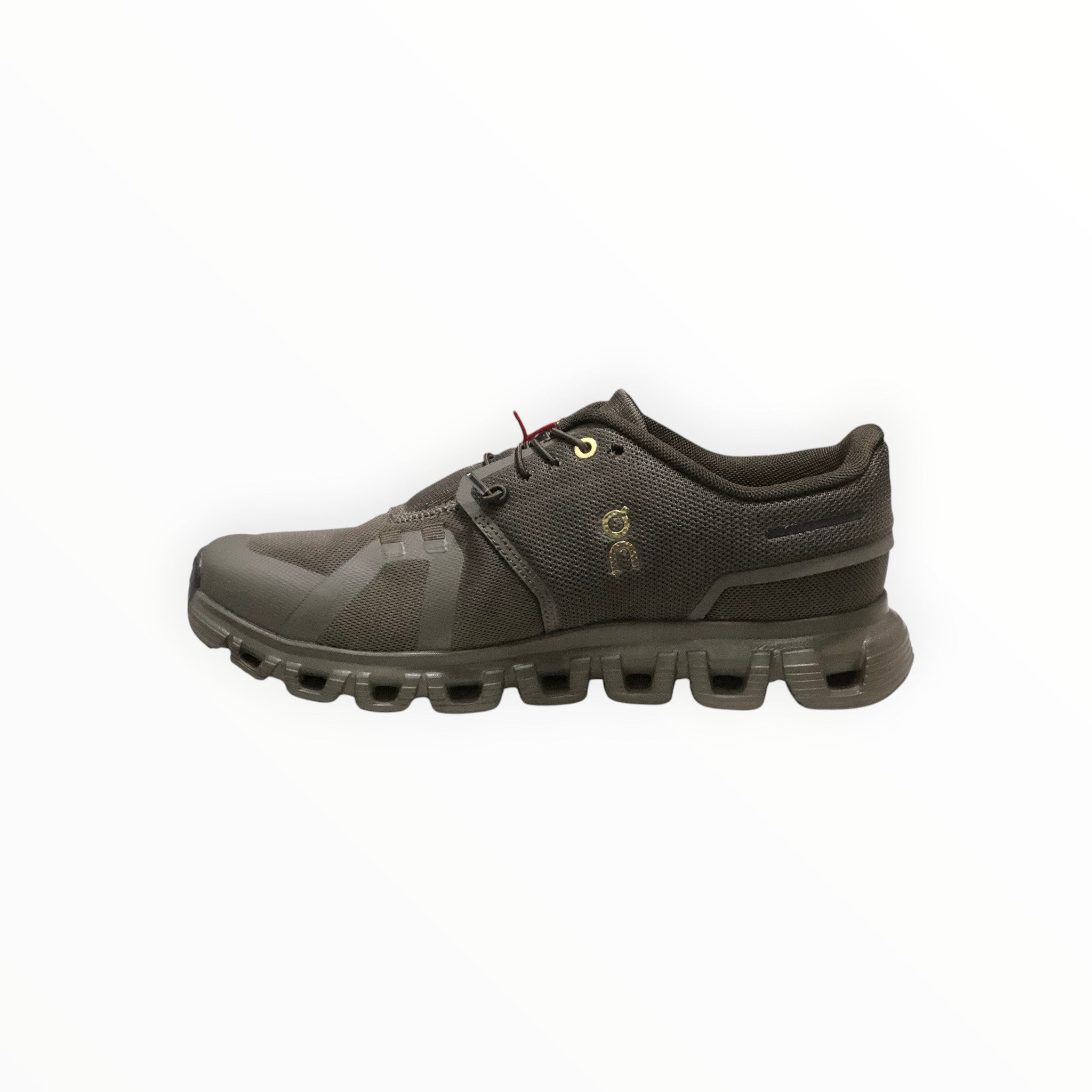 On - Cloud 6 Waterproof Shoes Black & Gold