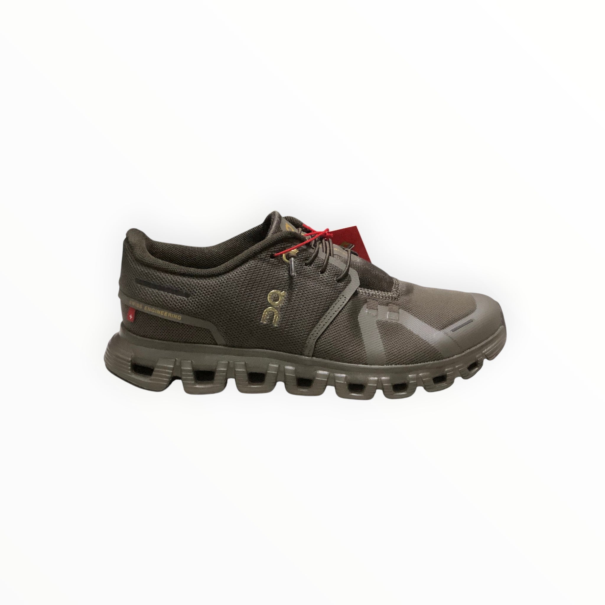 On - Cloud 6 Waterproof Shoes Black & Gold